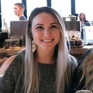 Meet your Posher, Clare